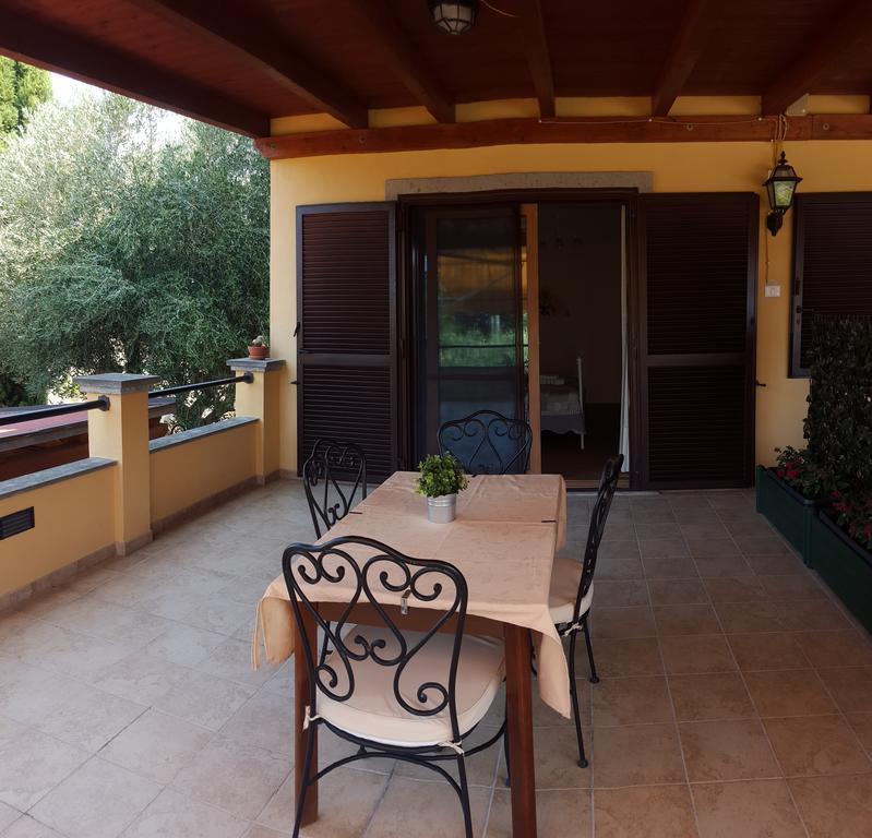 Bed And Breakfast La Corte Degli Ulivi Civitavecchia Cameră foto